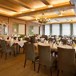 Jaegerhof ****s 호텔 4*