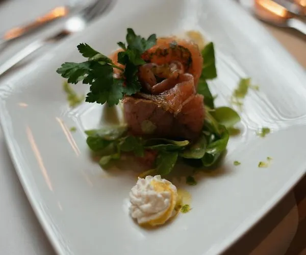 ホテル ベルクホテル イェガーホフ ****s 4*