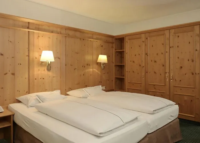 ベルクホテル イェガーホフ ****s ホテル イスニー・イム・アルゴイ