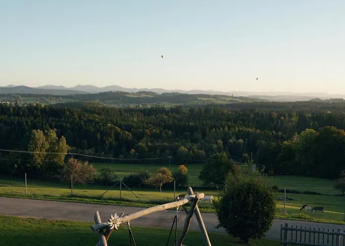 ベルクホテル イェガーホフ ****s 4* イスニー・イム・アルゴイ