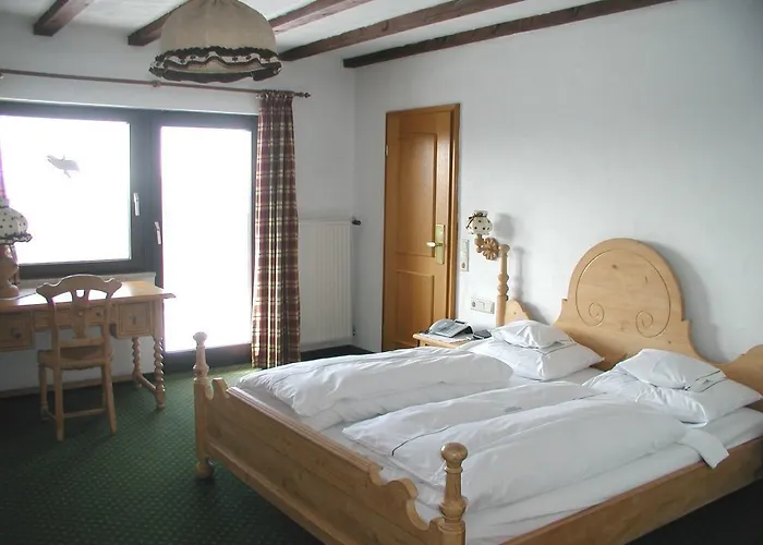 ベルクホテル イェガーホフ ****s 4* イスニー・イム・アルゴイ